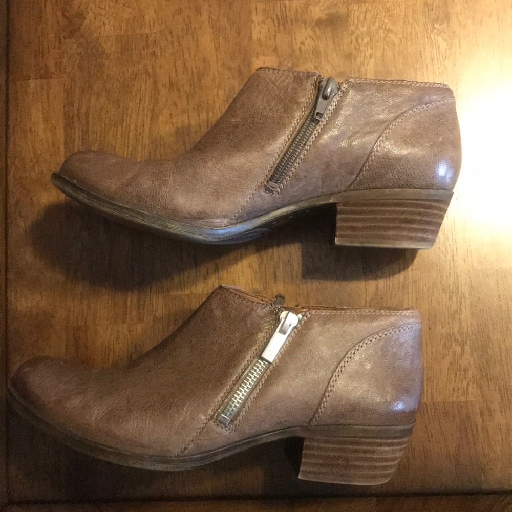 Leather Lucky ankle boots